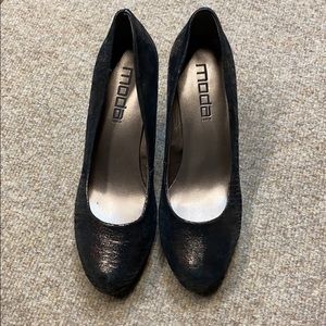 Black moda shimmery heel